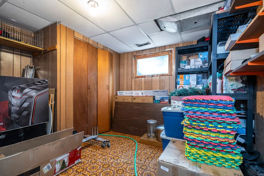267 Eliza St