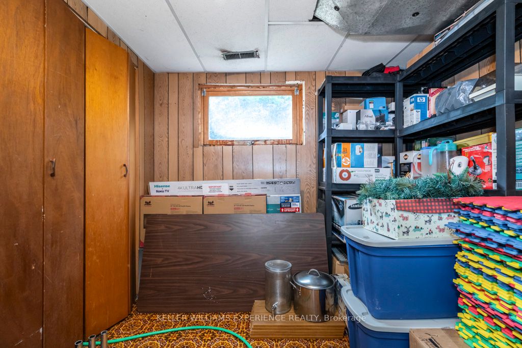 267 Eliza St