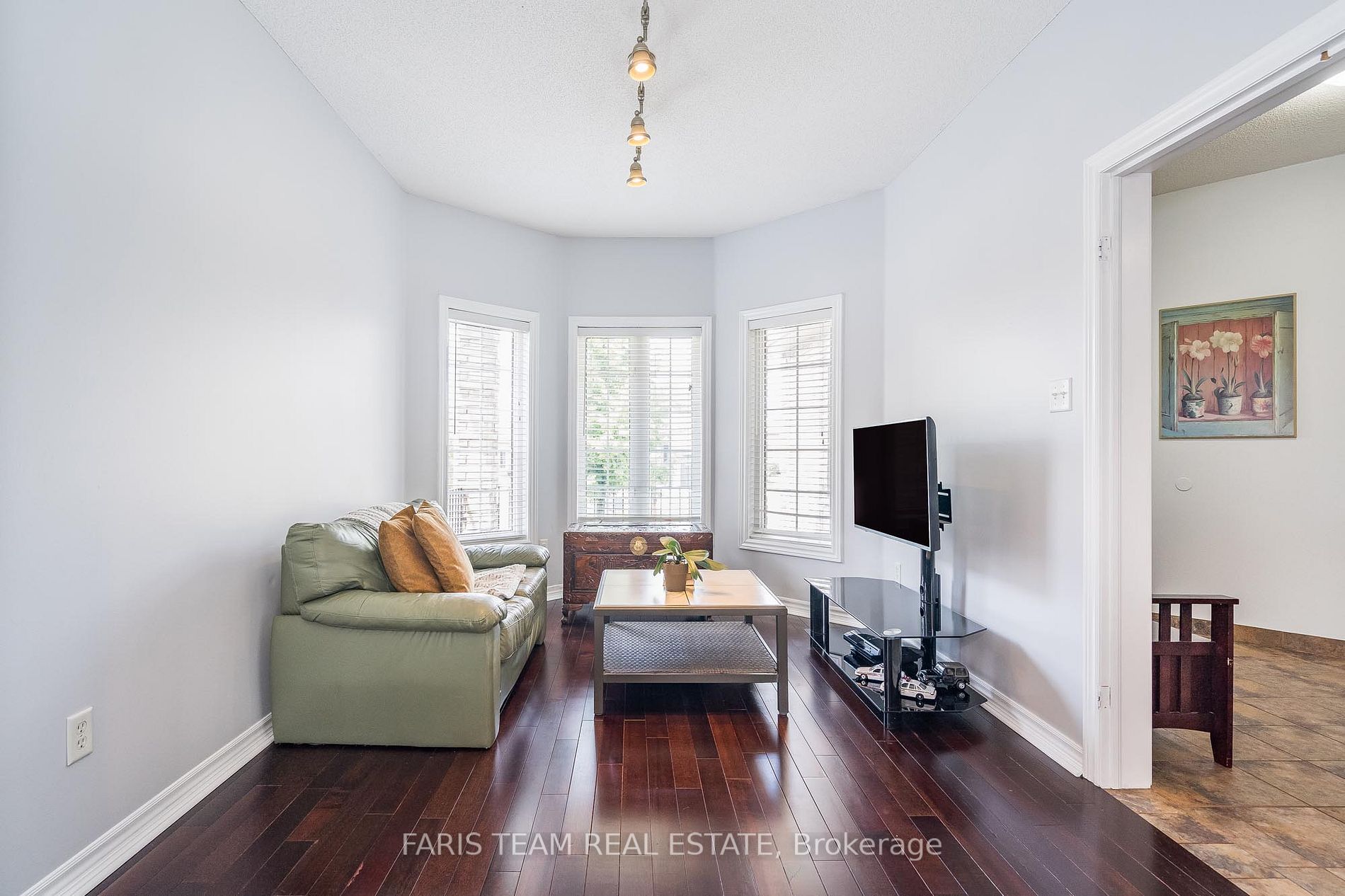 13 Jessica Drive