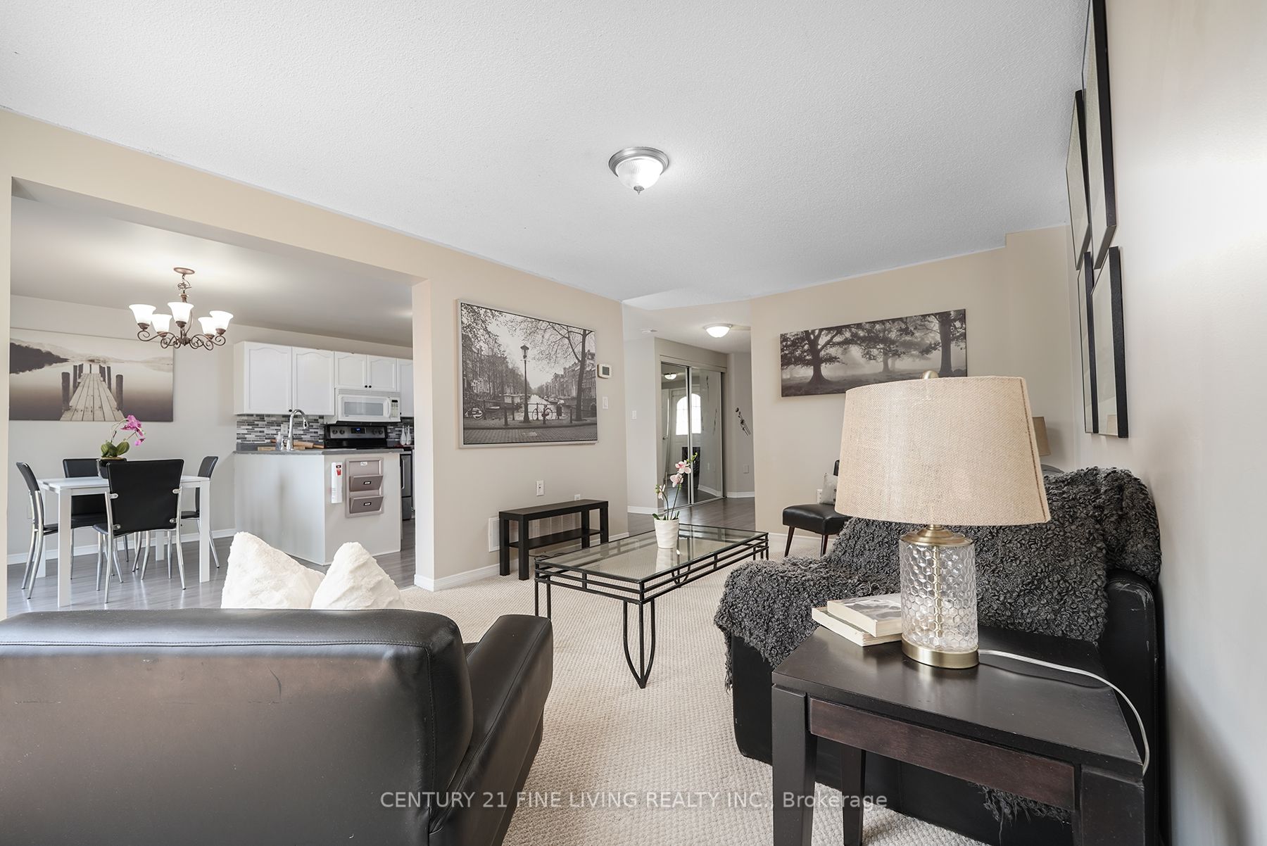 235 Dunsmore Lane S