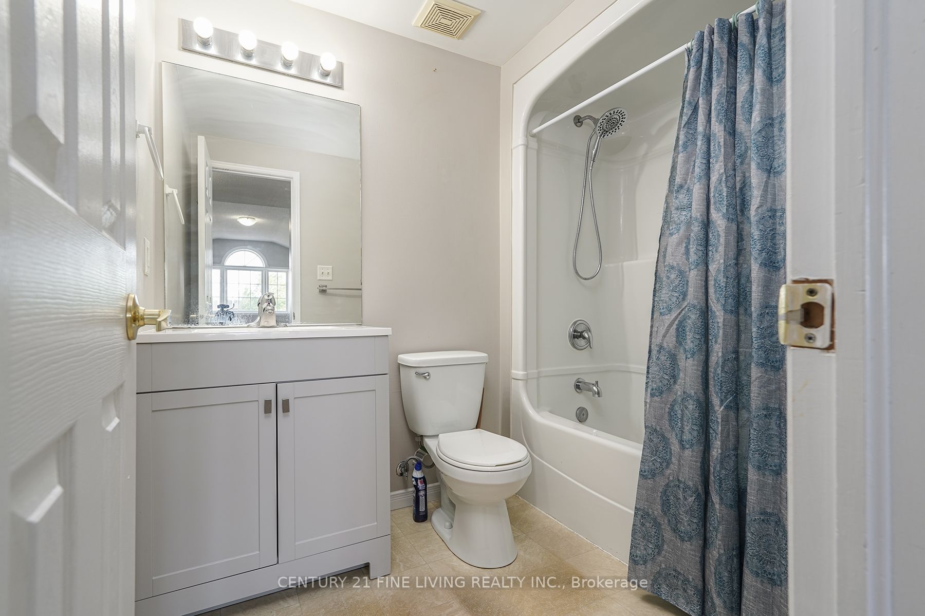 235 Dunsmore Lane S