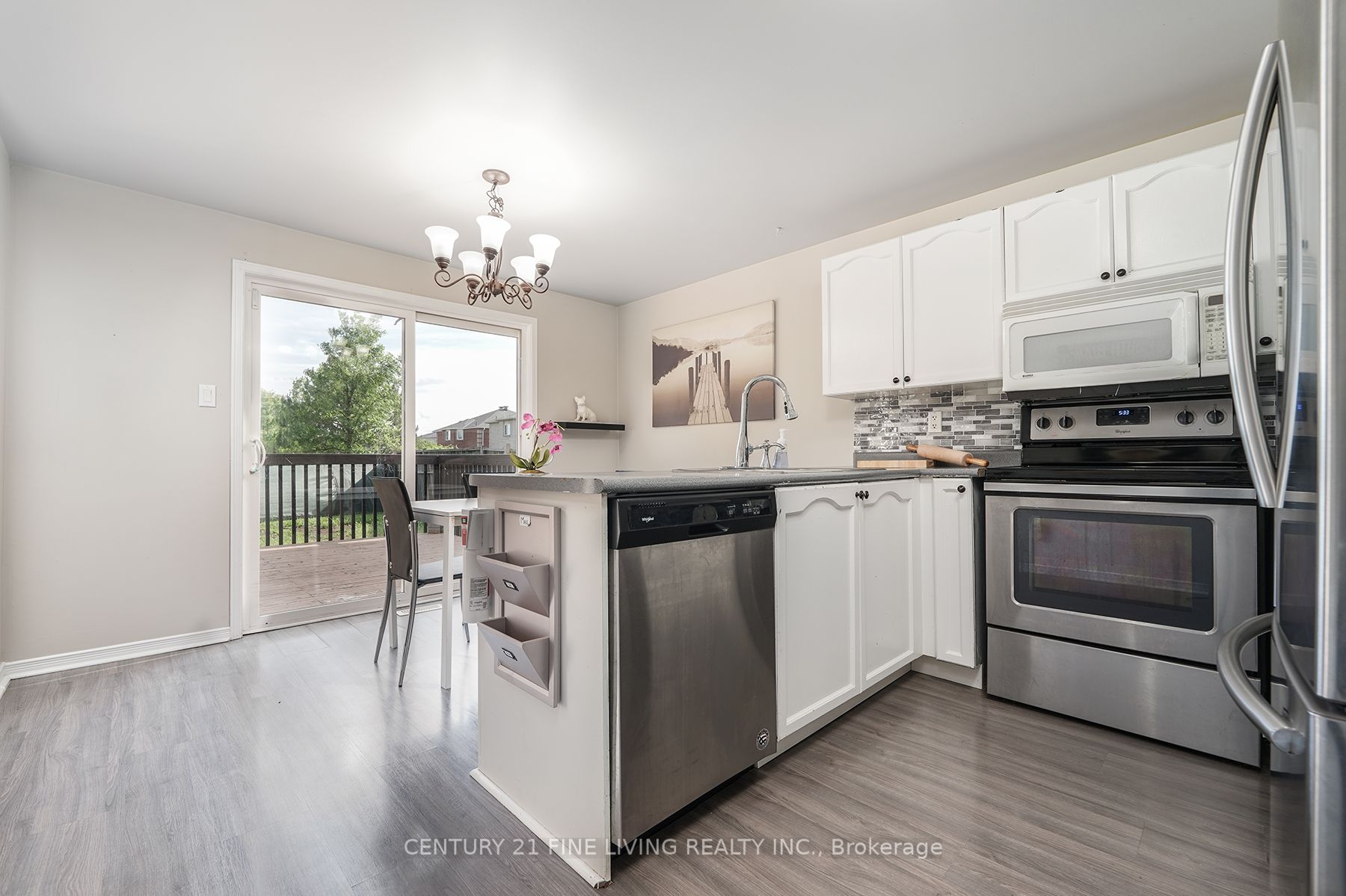 235 Dunsmore Lane S