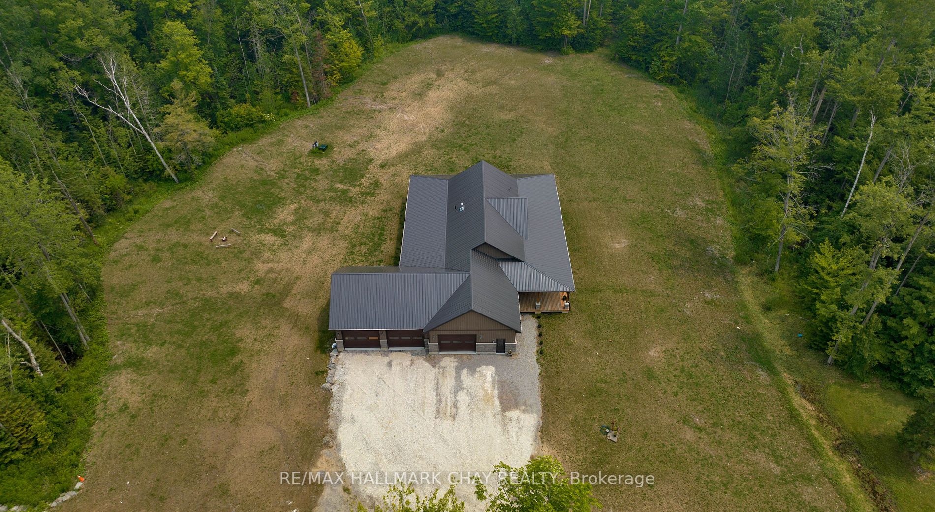16 Whitetail Dr
