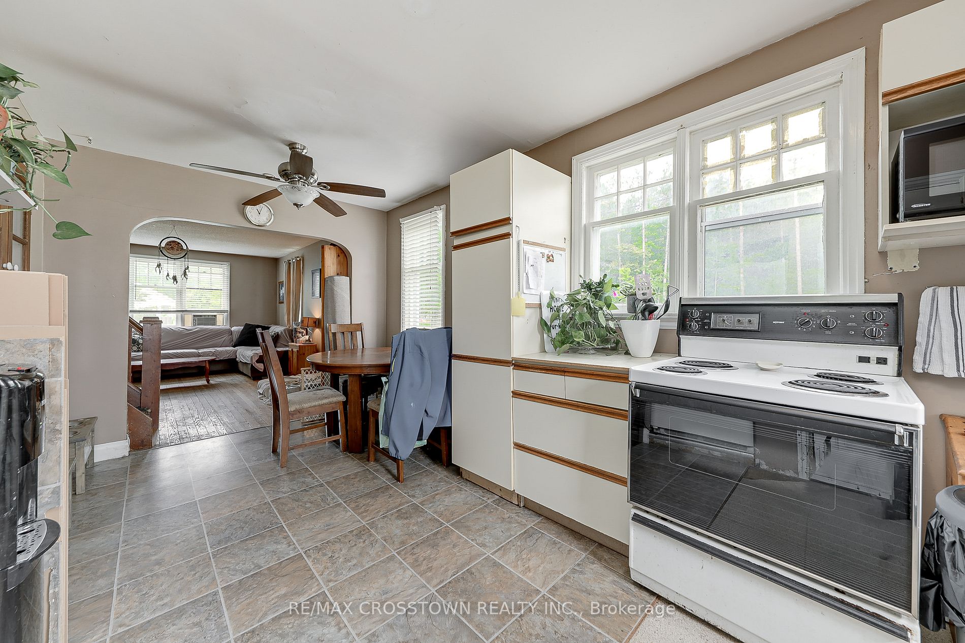 1015 Snow Valley Rd