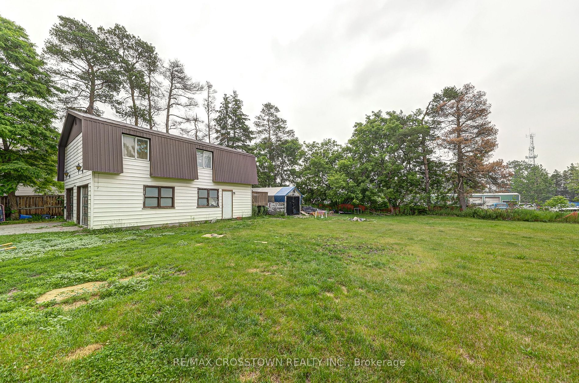 1015 Snow Valley Rd
