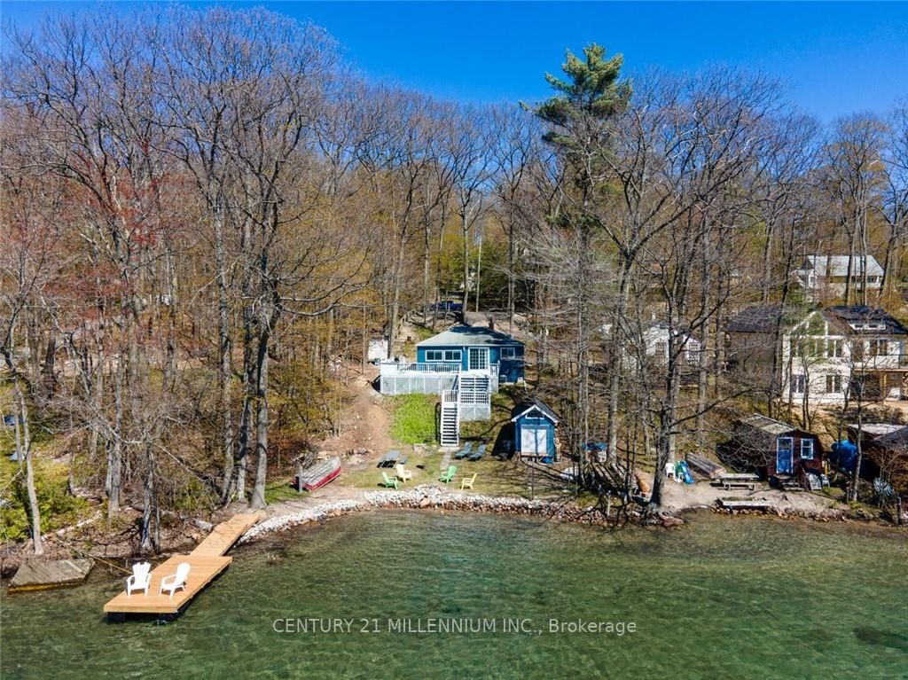 26 Farlain Lake Road E