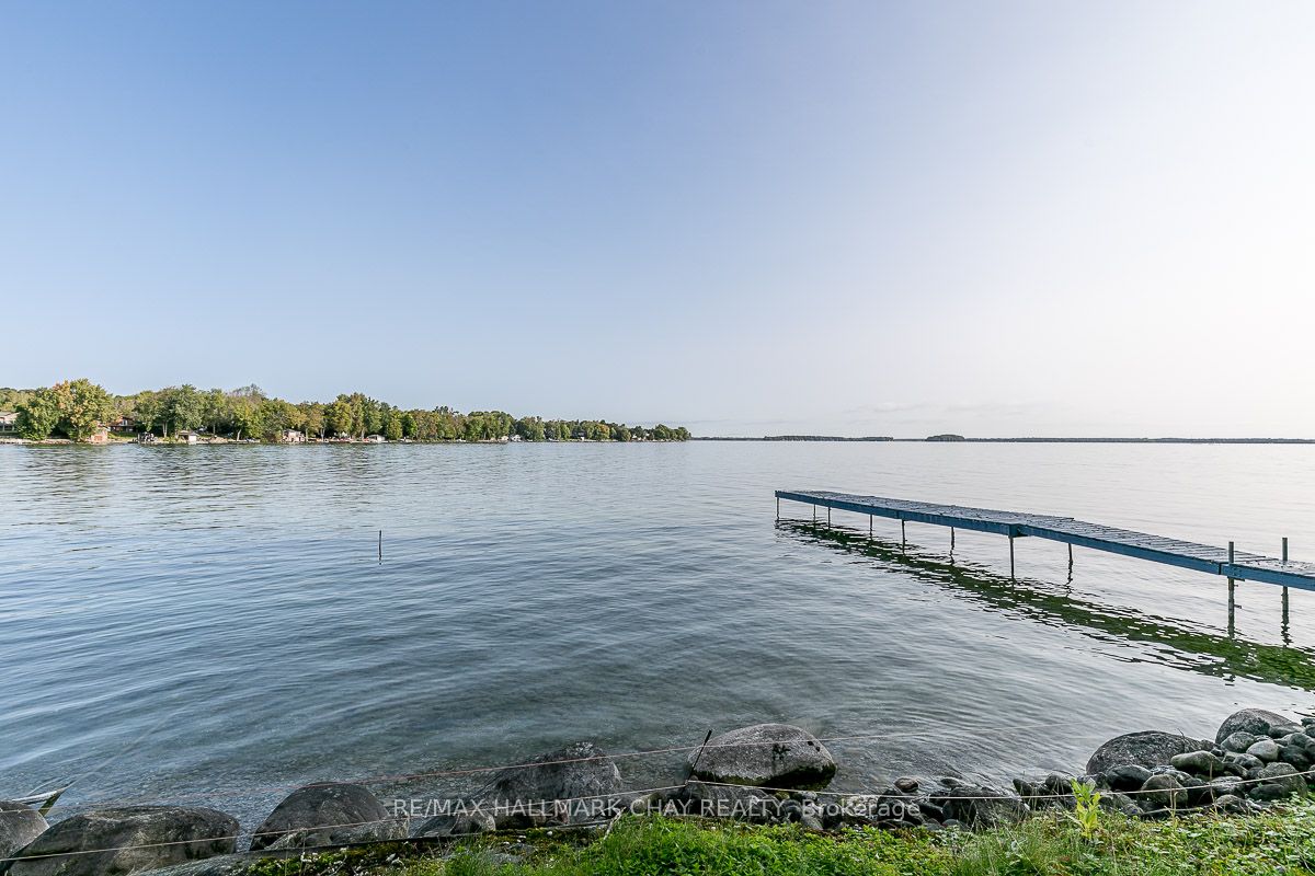 47 Moon Point Drive