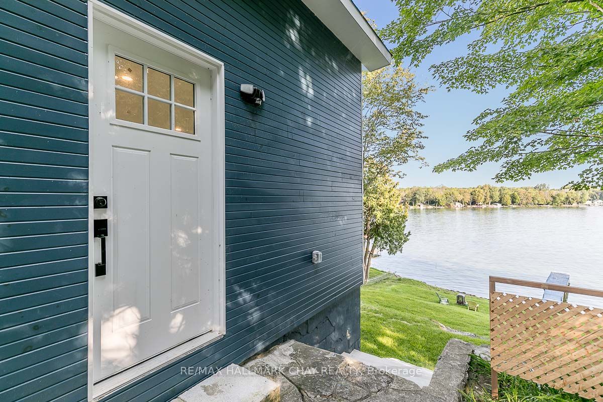 47 Moon Point Drive