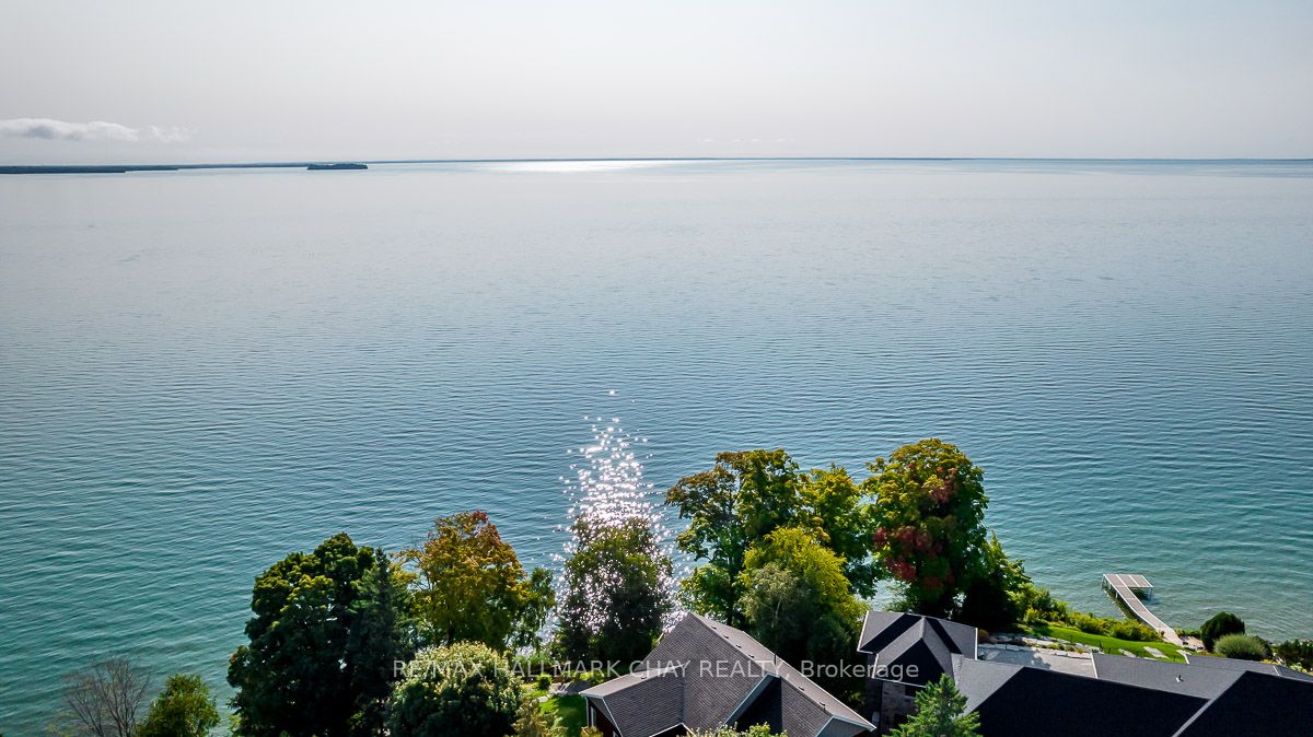 47 Moon Point Drive