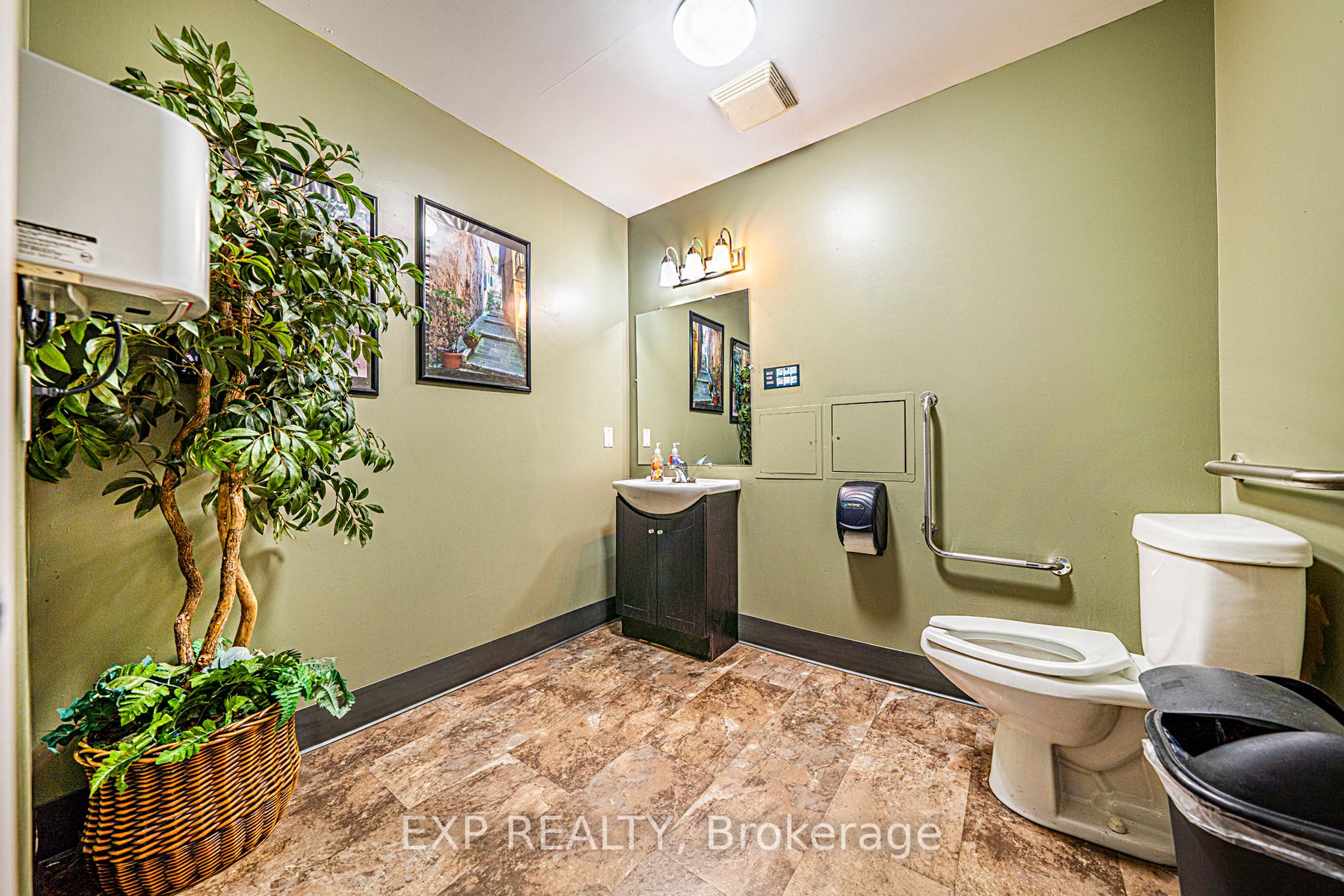 Listing S6645696 - Large Photo # 16