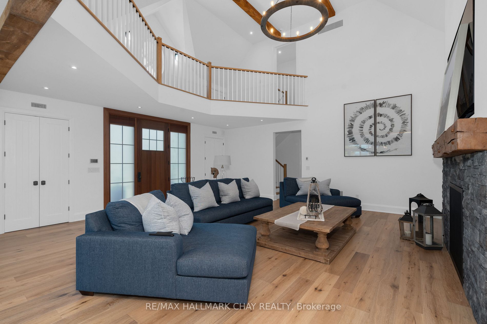 395 Eastdale Drive