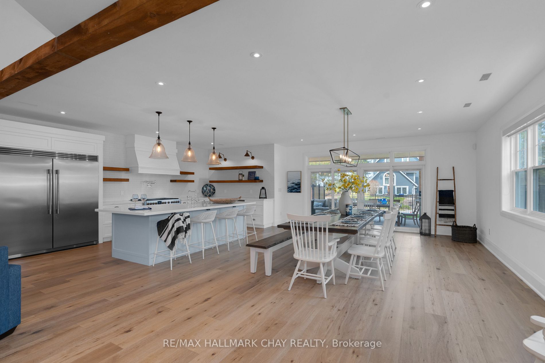 395 Eastdale Drive