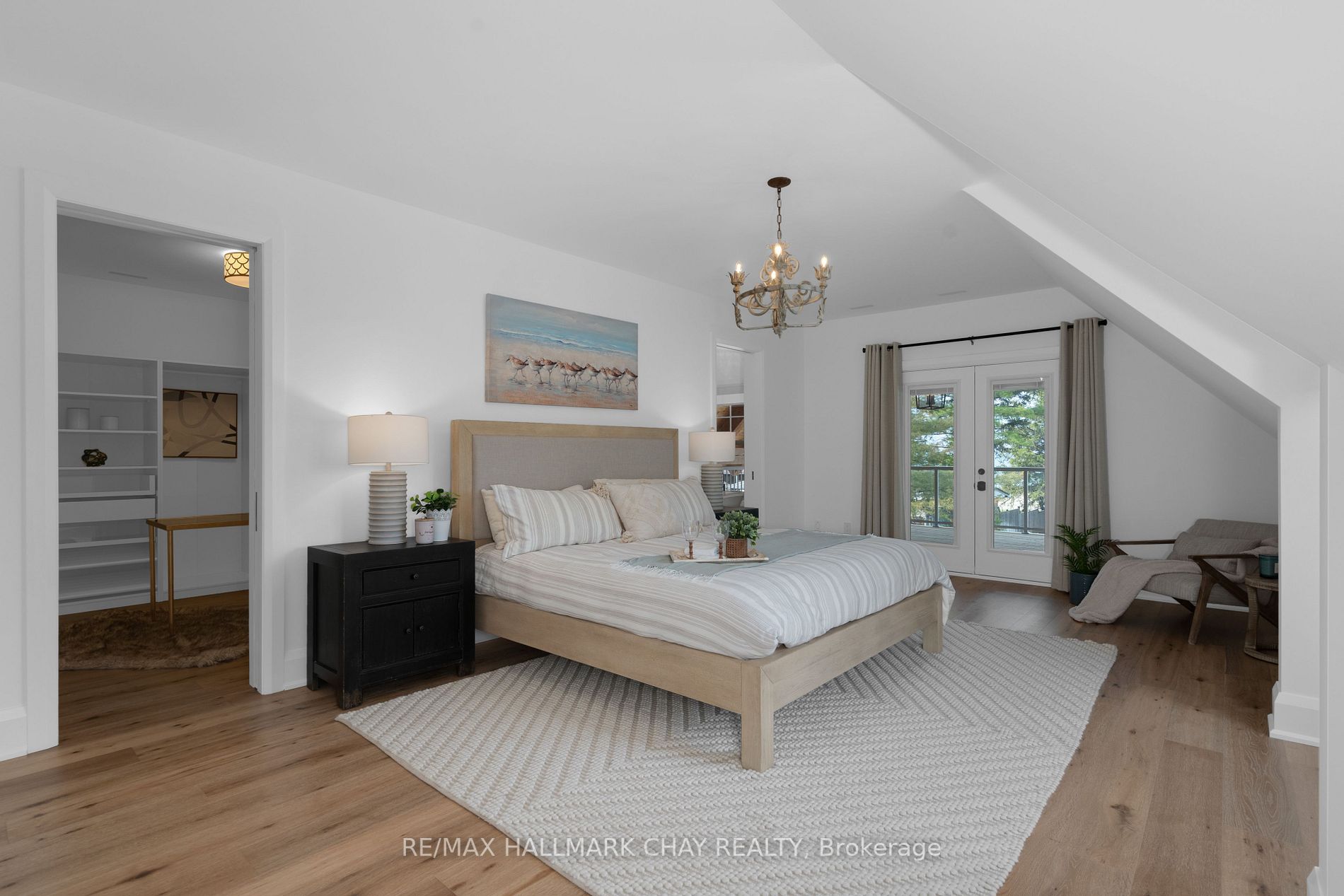 395 Eastdale Drive