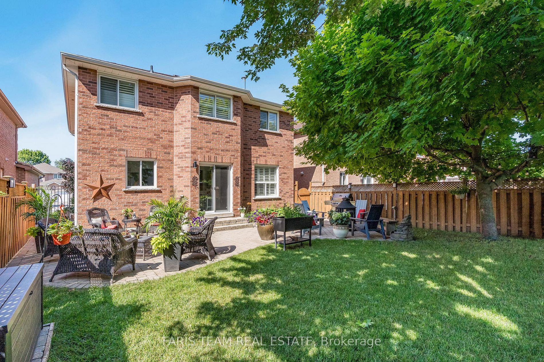 24 Felt Cres