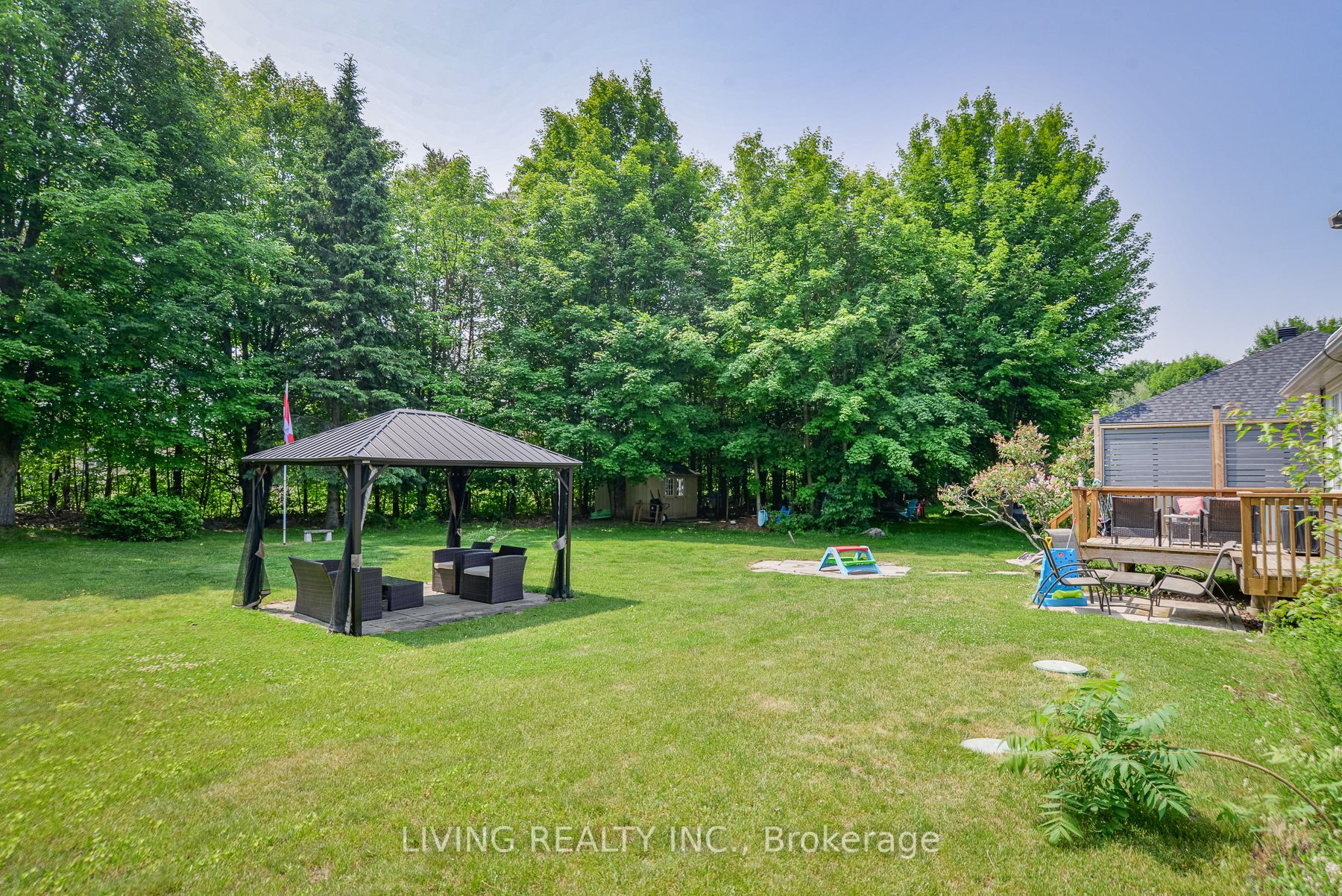 Listing S6647686 - Large Photo # 29