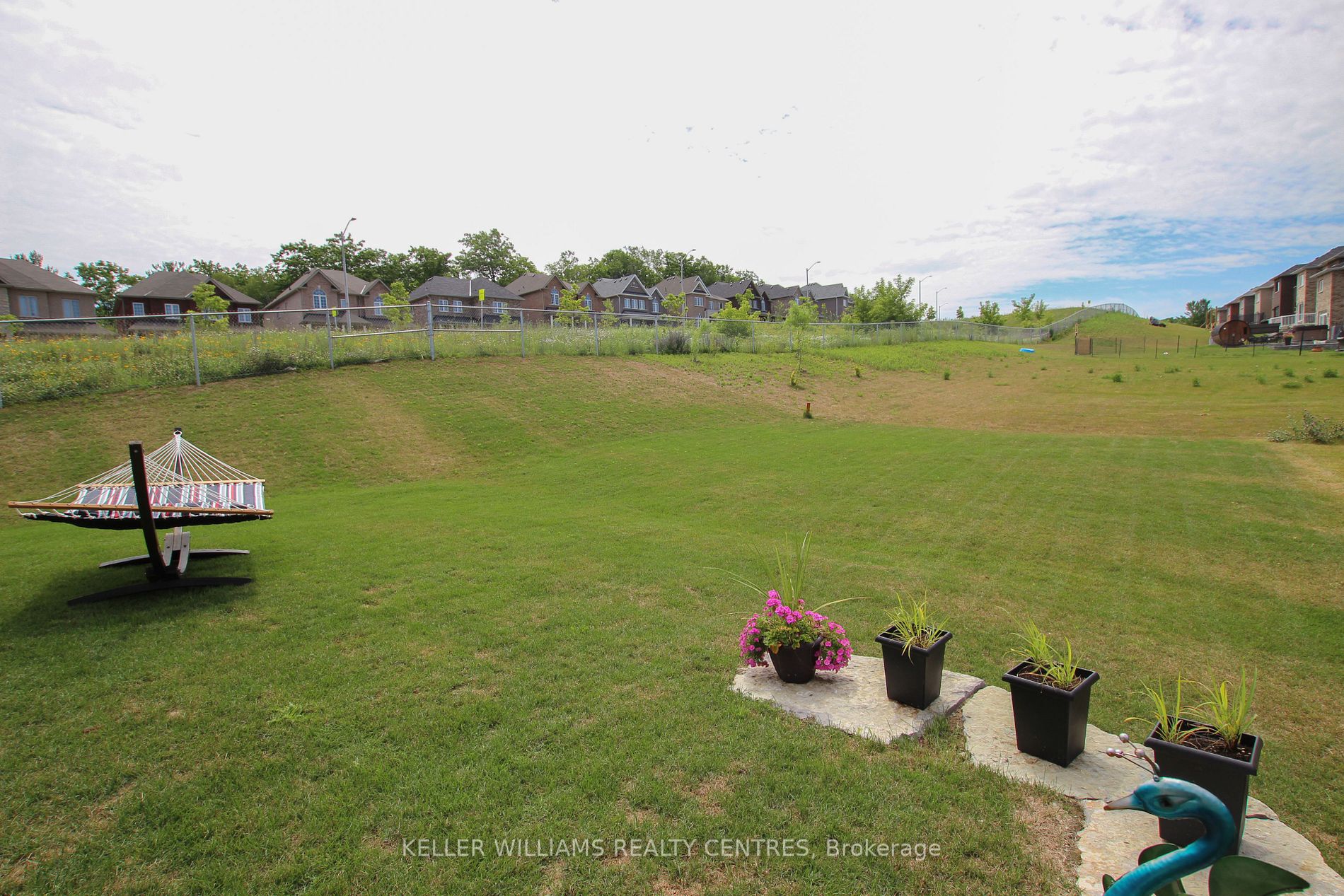 150 Muirfield Dr