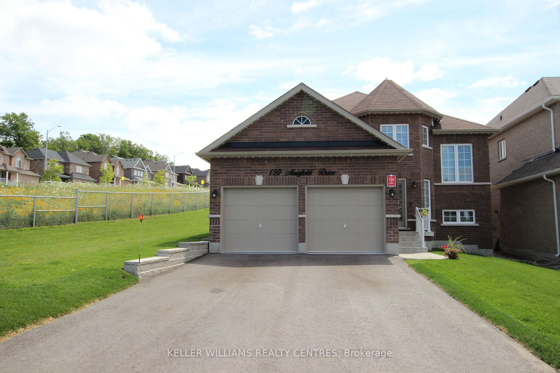 150 Muirfield Dr