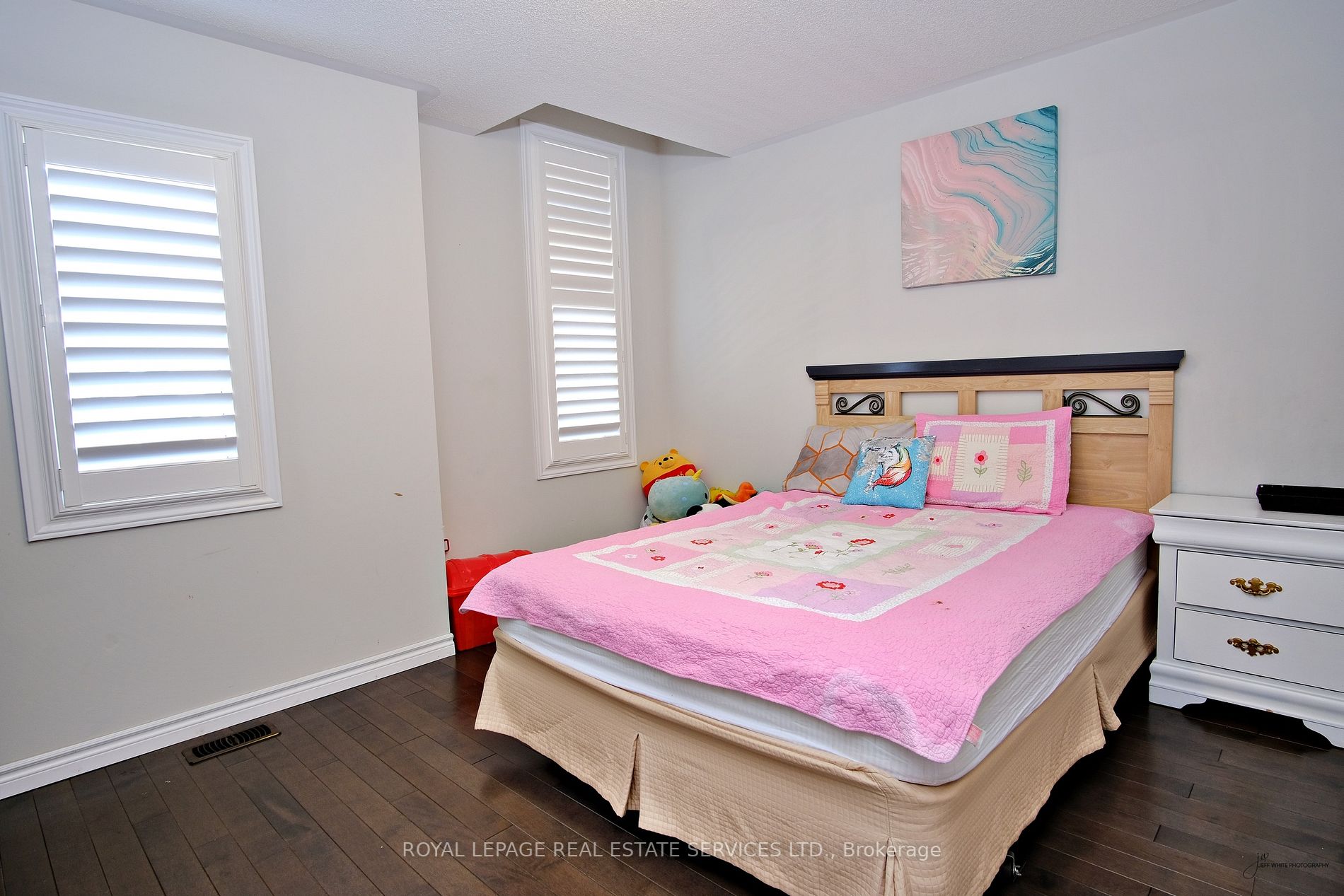 98 Kirby Avenue