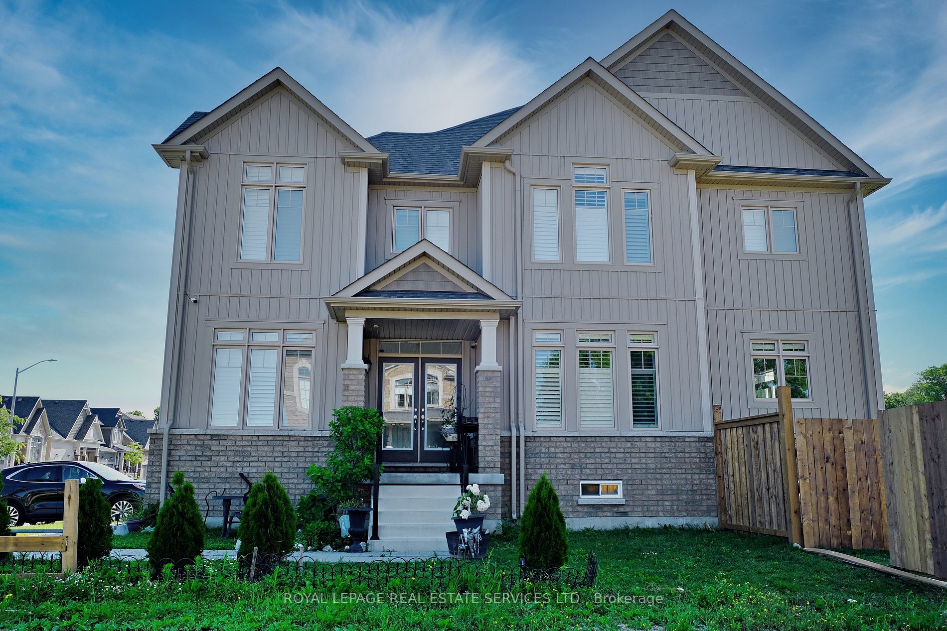 98 Kirby Avenue