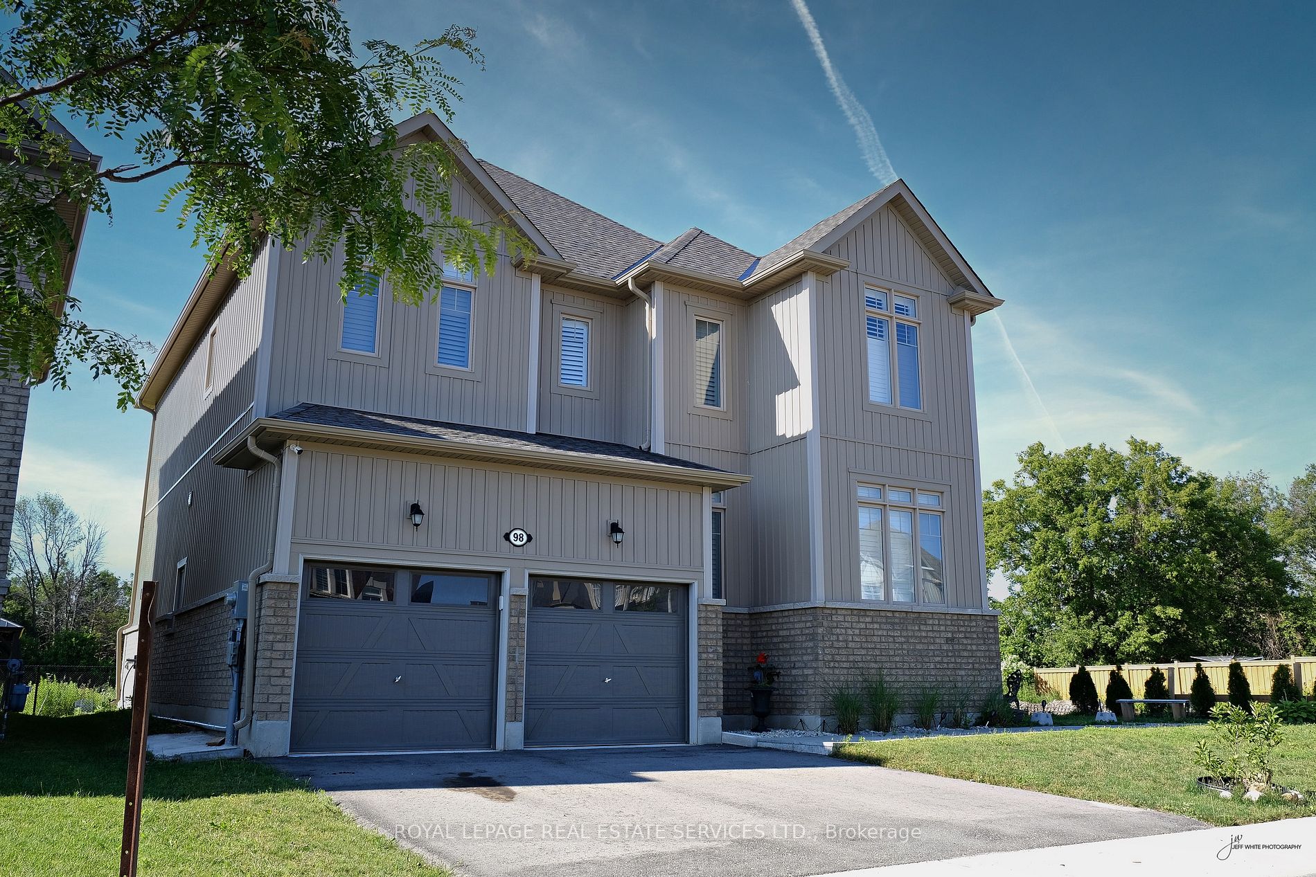 98 Kirby Avenue
