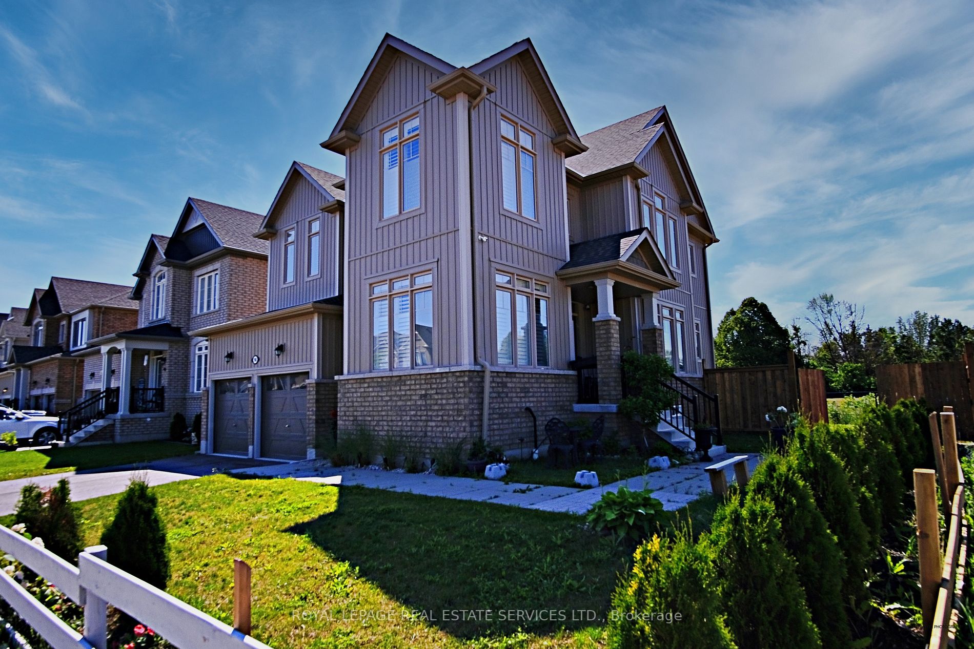 98 Kirby Avenue