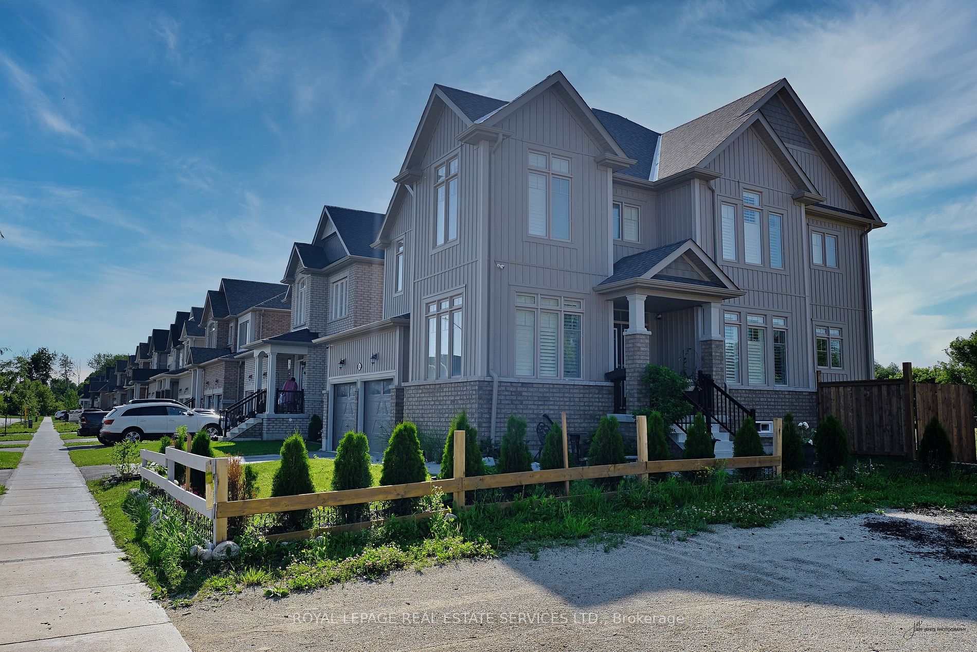 98 Kirby Avenue