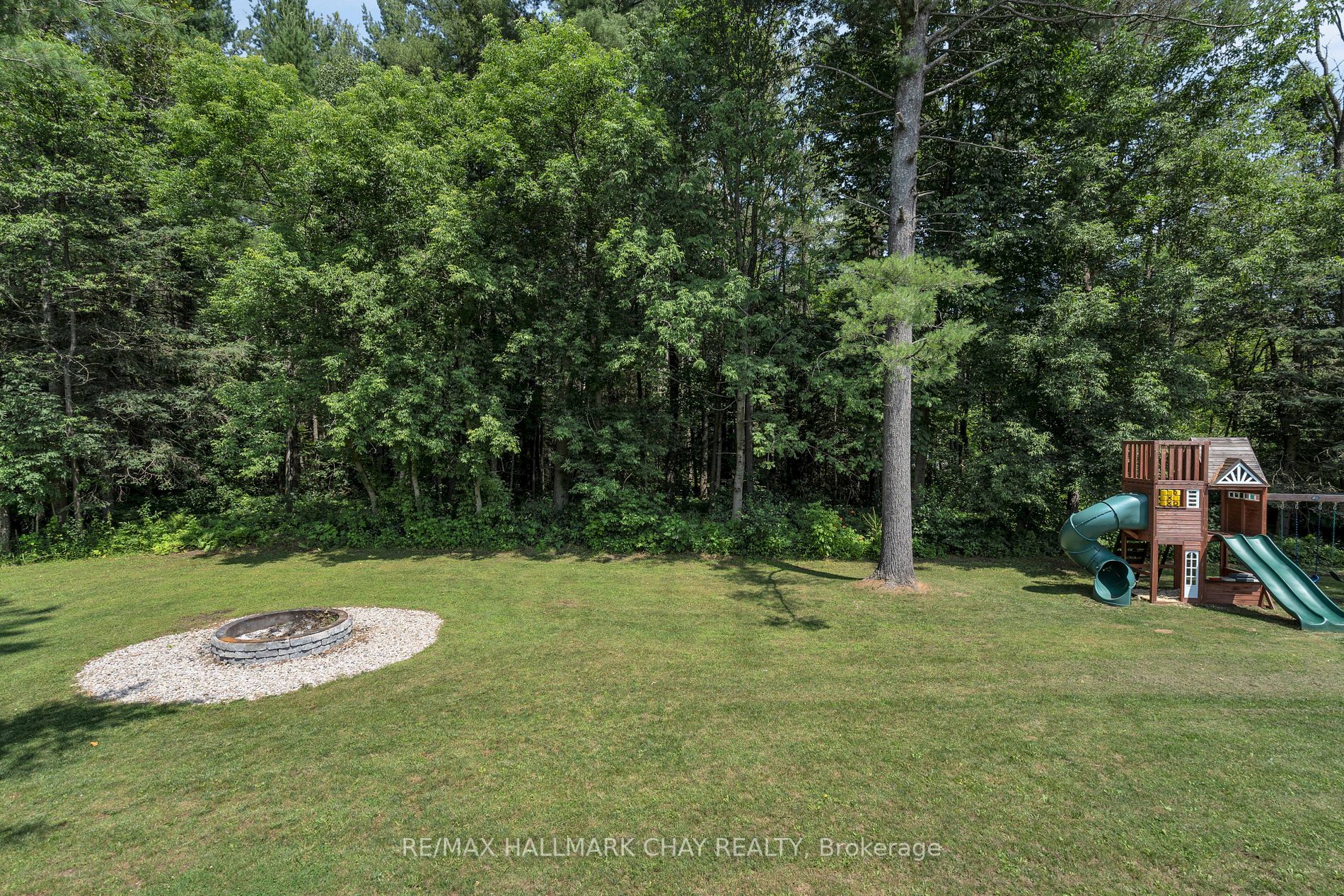 4449 Penetanguishene Rd