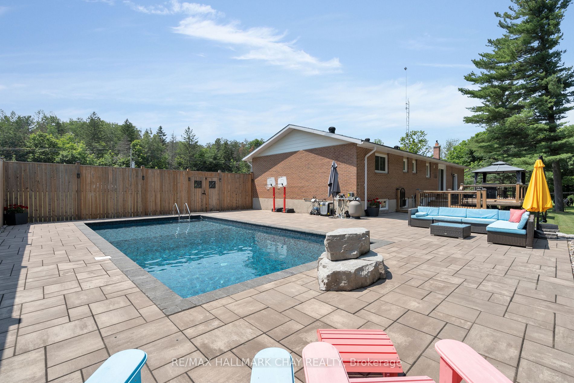 4449 Penetanguishene Rd