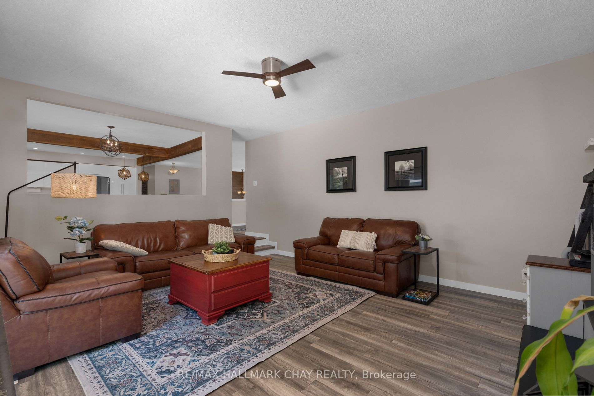 4449 Penetanguishene Rd