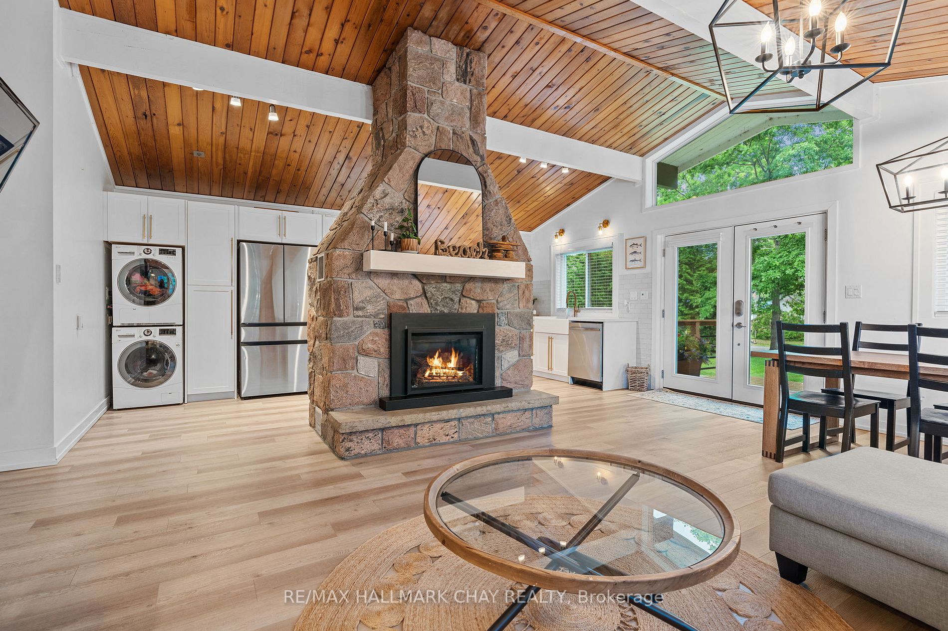 Listing S6657126 - Large Photo # 17
