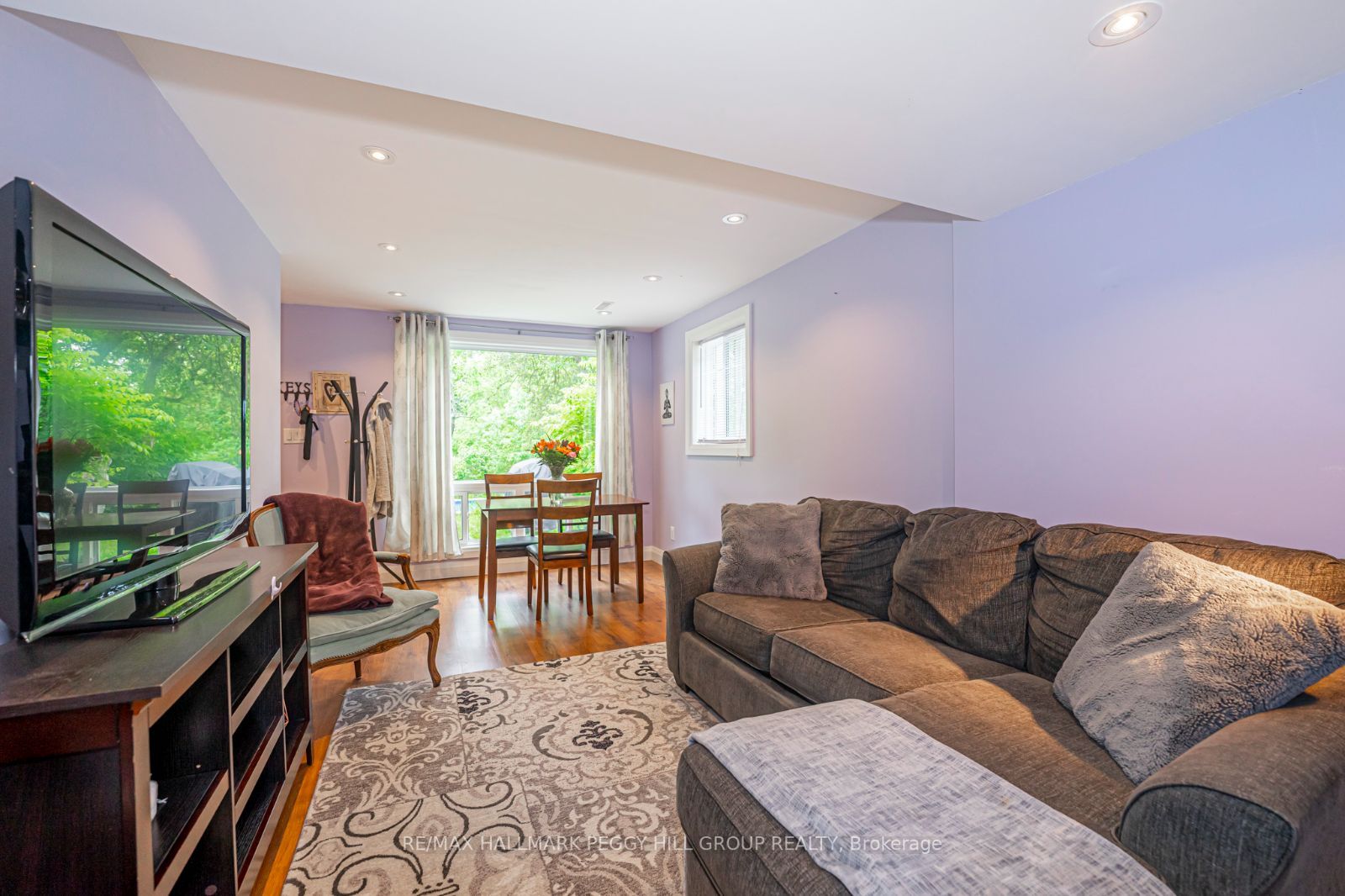 181 Shanty Bay Rd