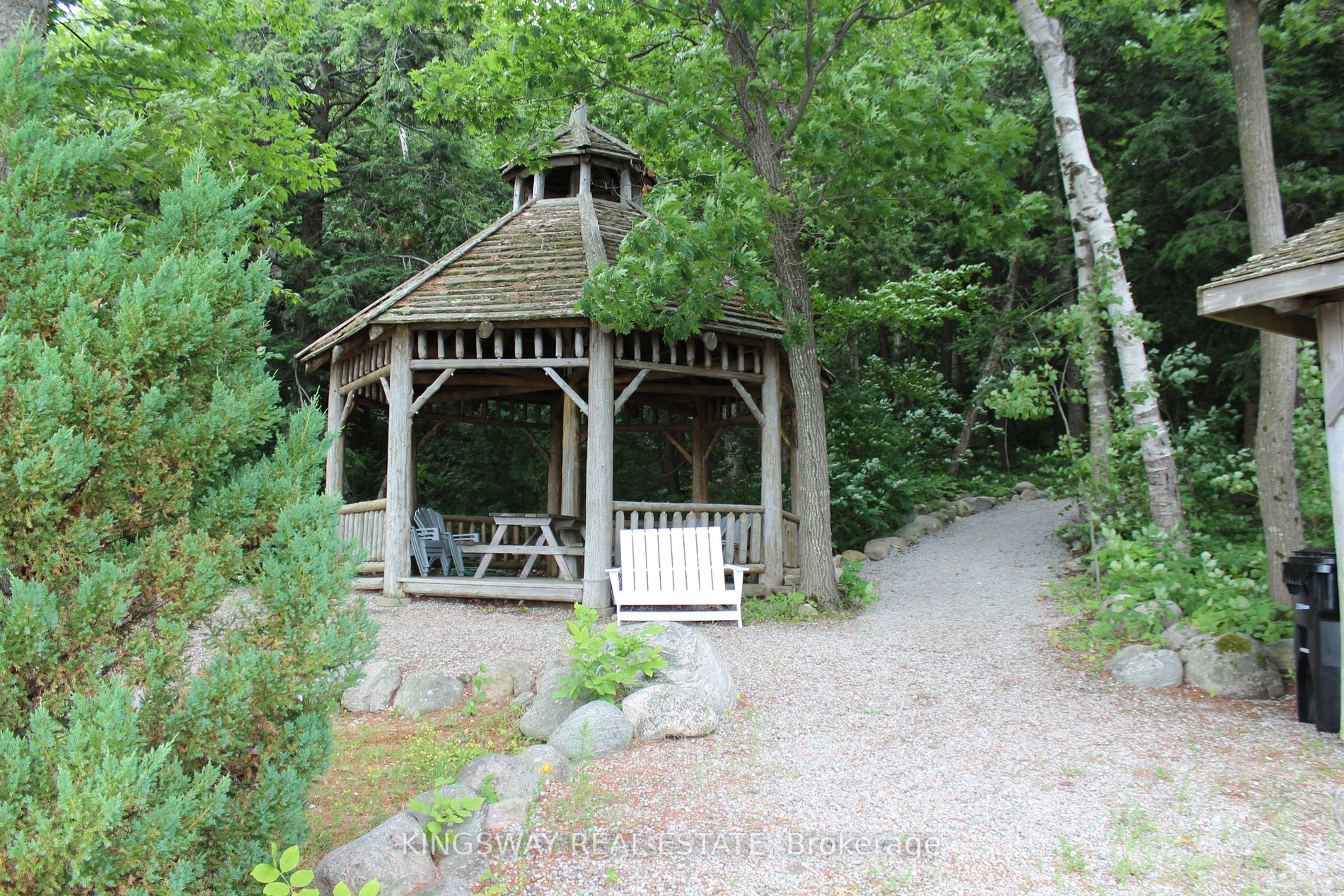Listing S6661268 - Large Photo # 23