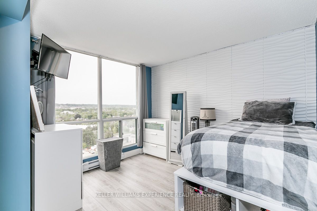 65 Ellen St, #1208
