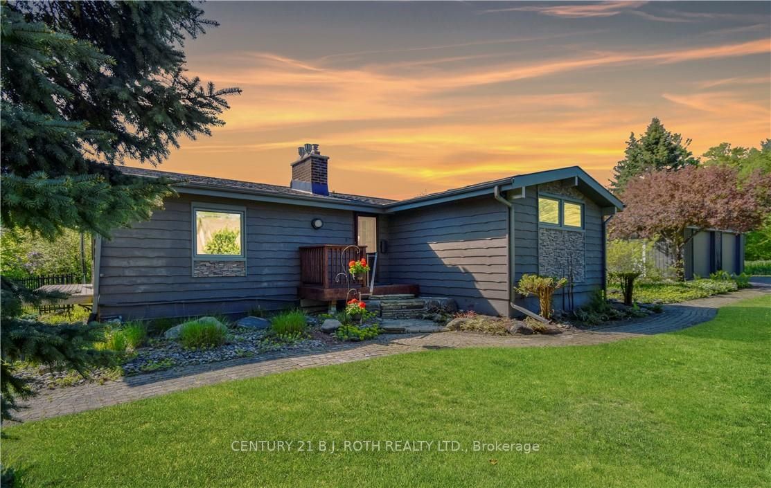 68 Royal Oak Dr