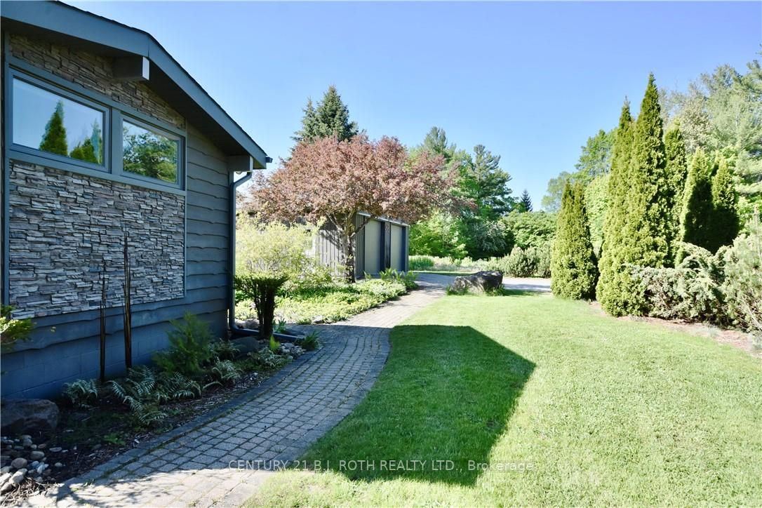 68 Royal Oak Dr