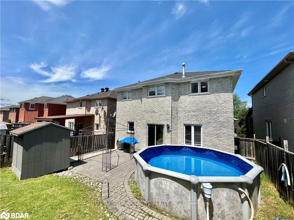 11 Mcintyre Drive