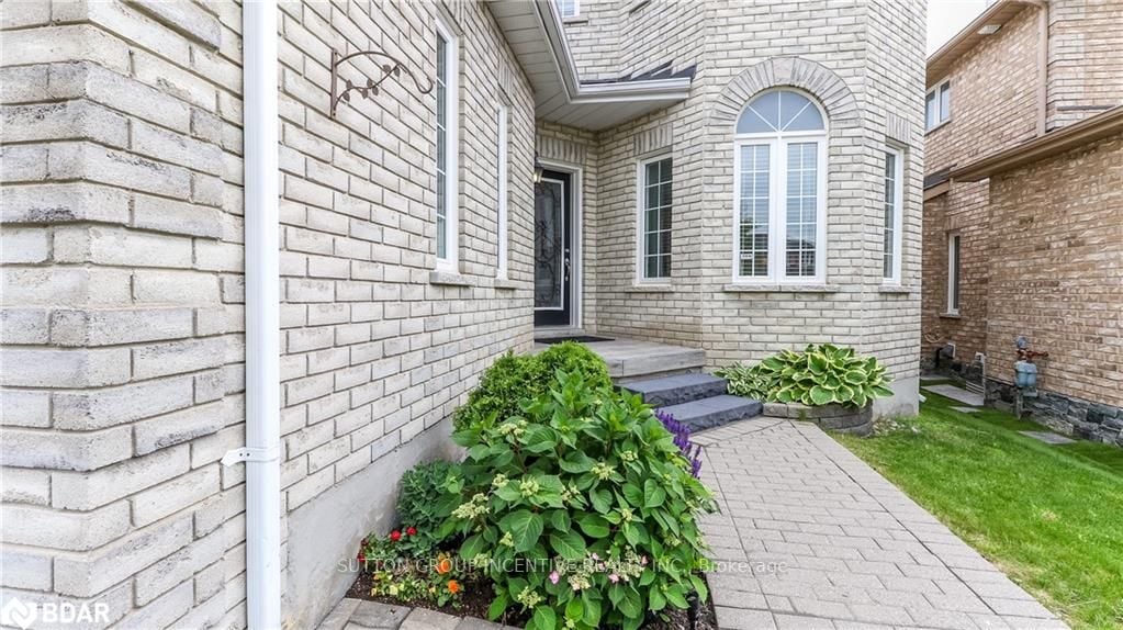 11 Mcintyre Drive