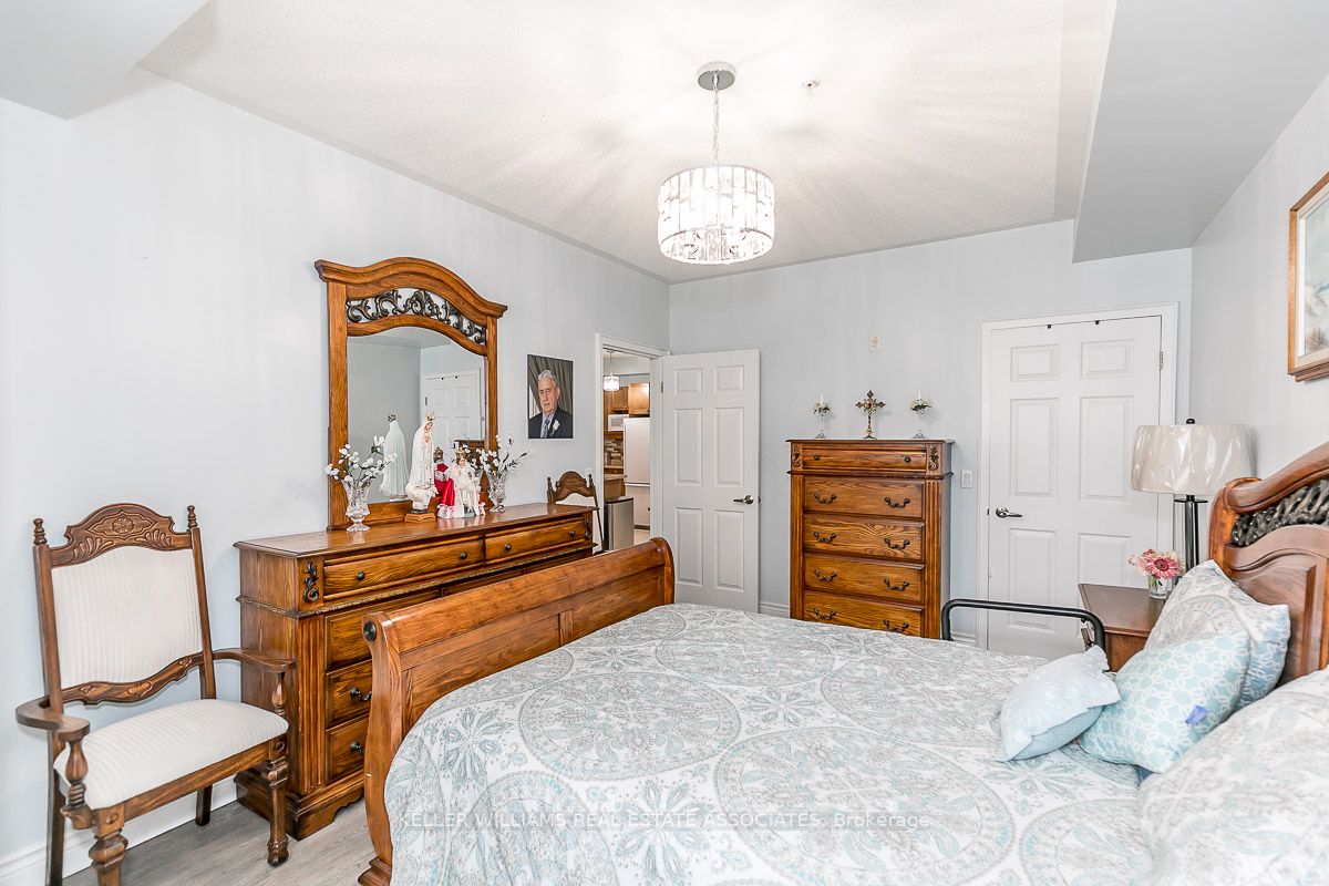 Listing S6666858 - Large Photo # 19