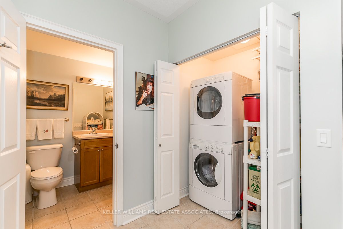 Listing S6666858 - Large Photo # 22