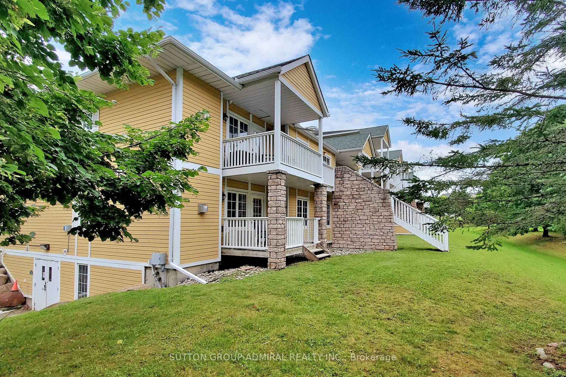 90 Highland Drive, #2306-07