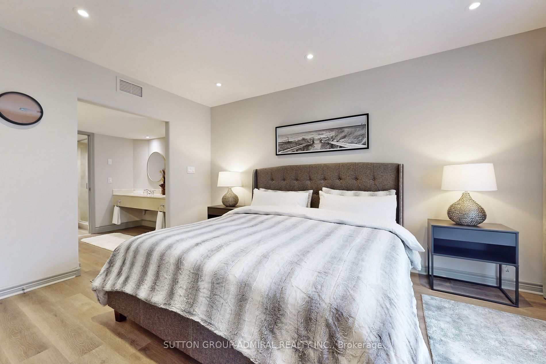 90 Highland Drive, #2306-07