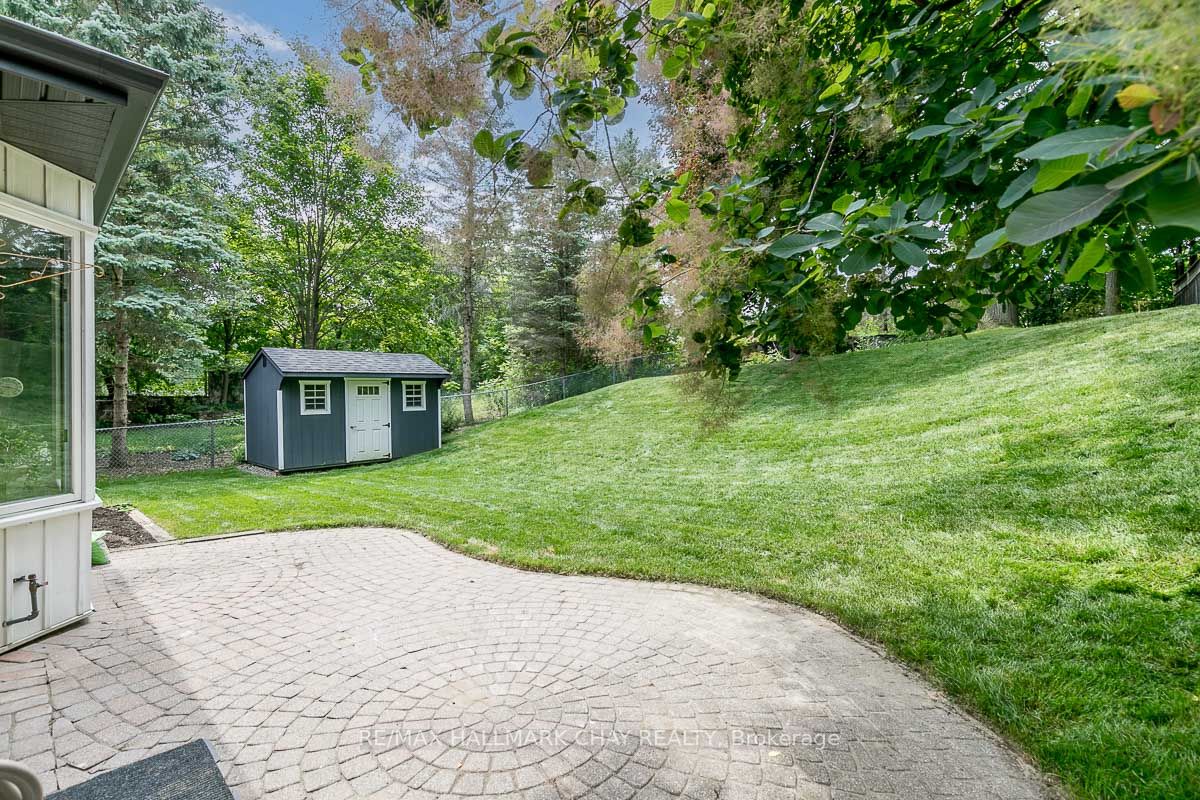 18 Valley Drive