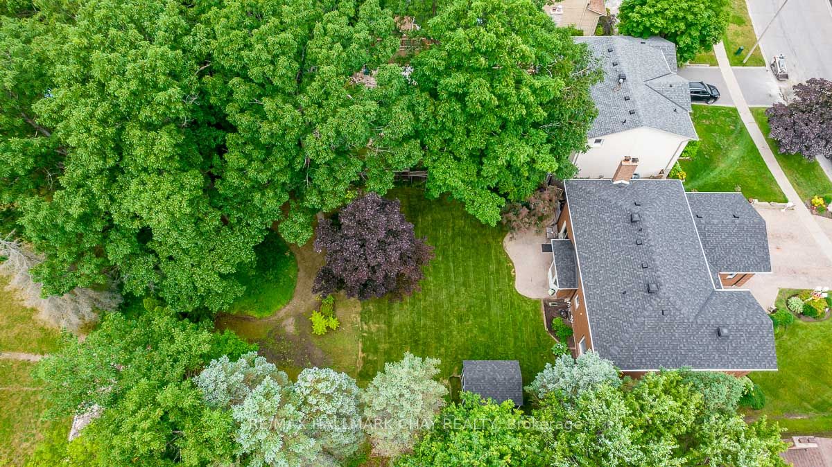 18 Valley Drive