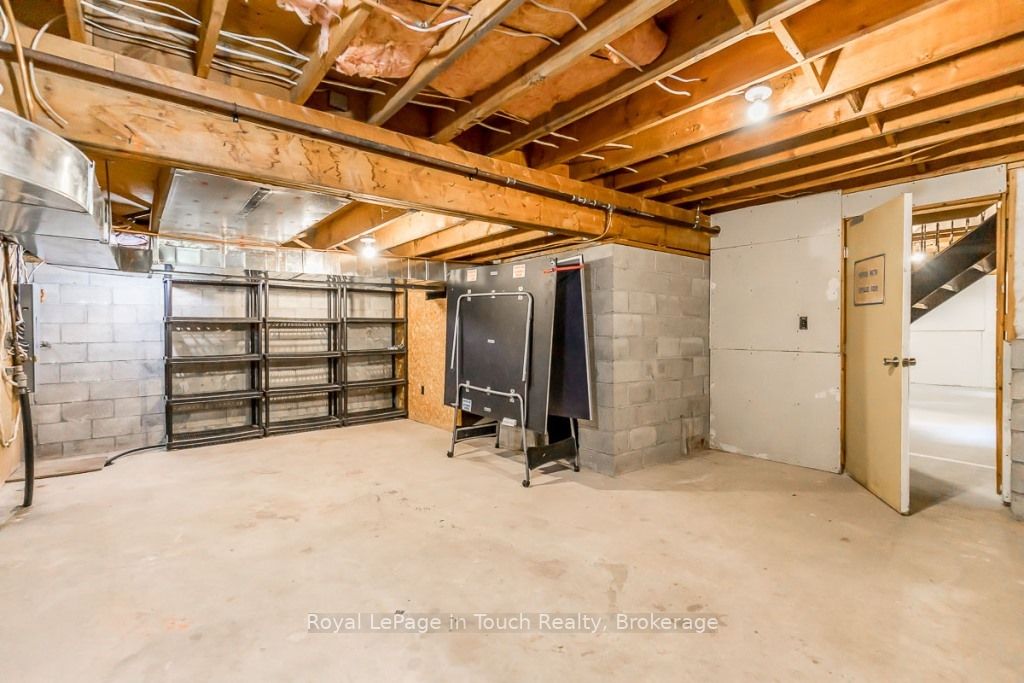 Listing S6671580 - Large Photo # 30