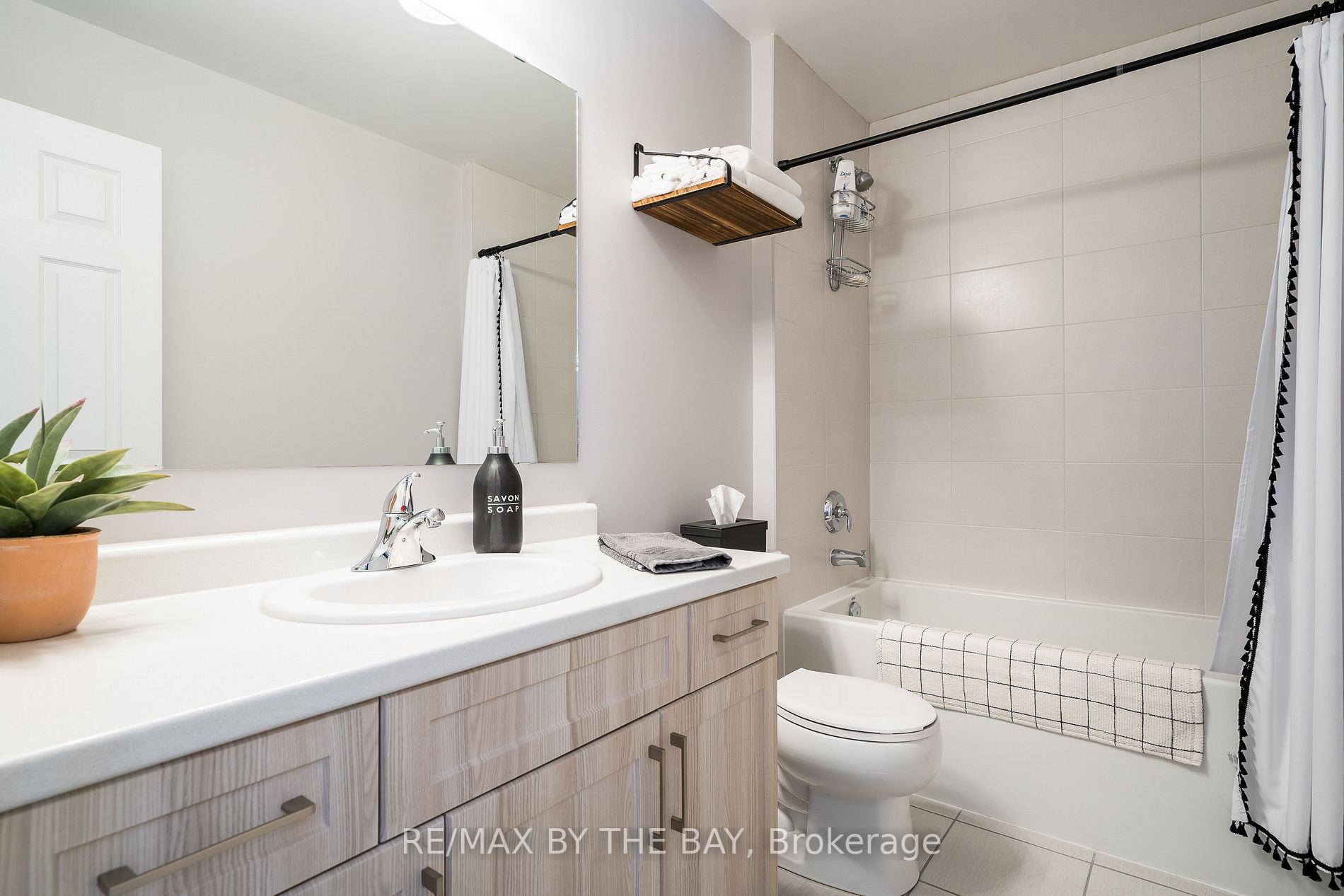 13 Foley Cres