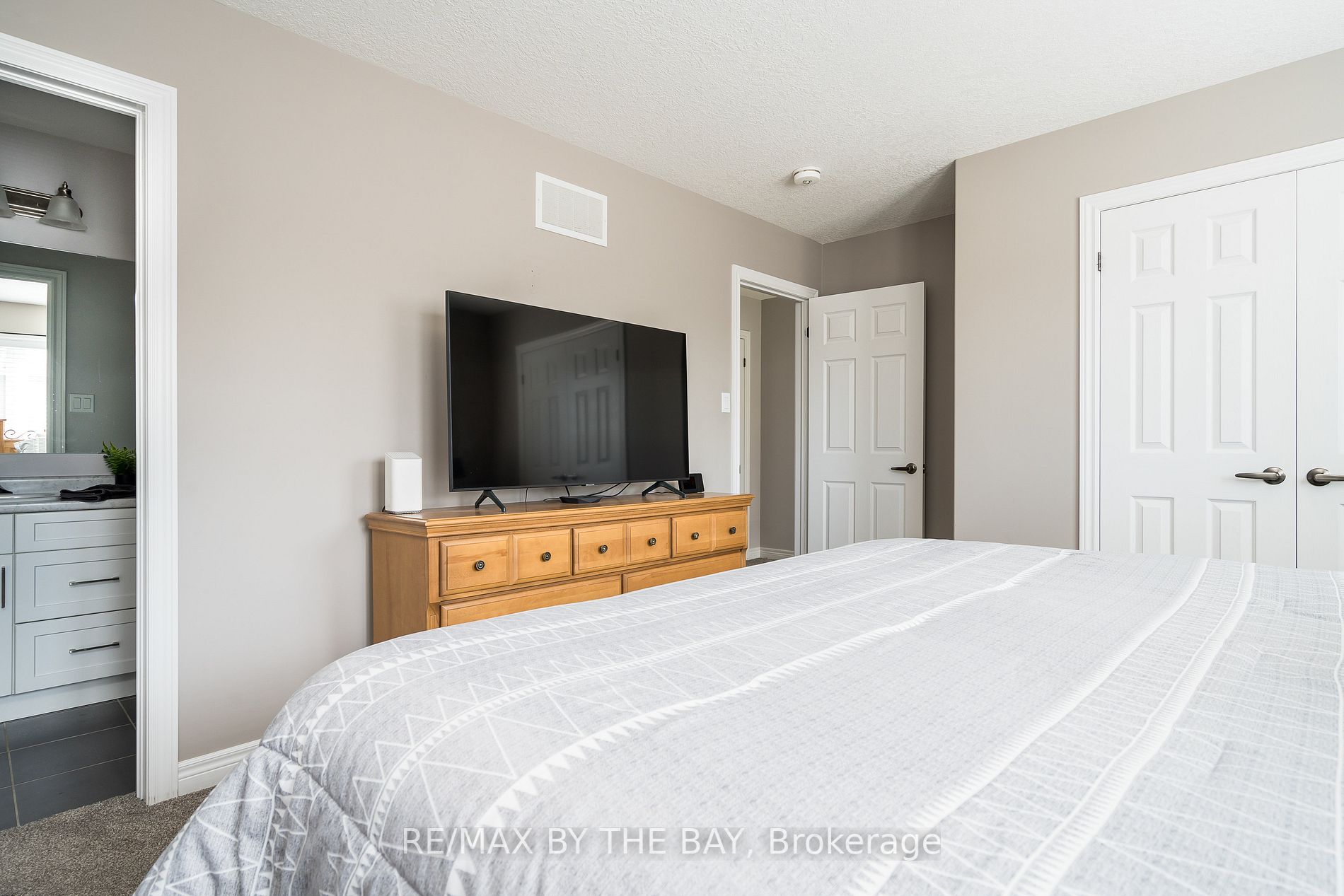 13 Foley Cres
