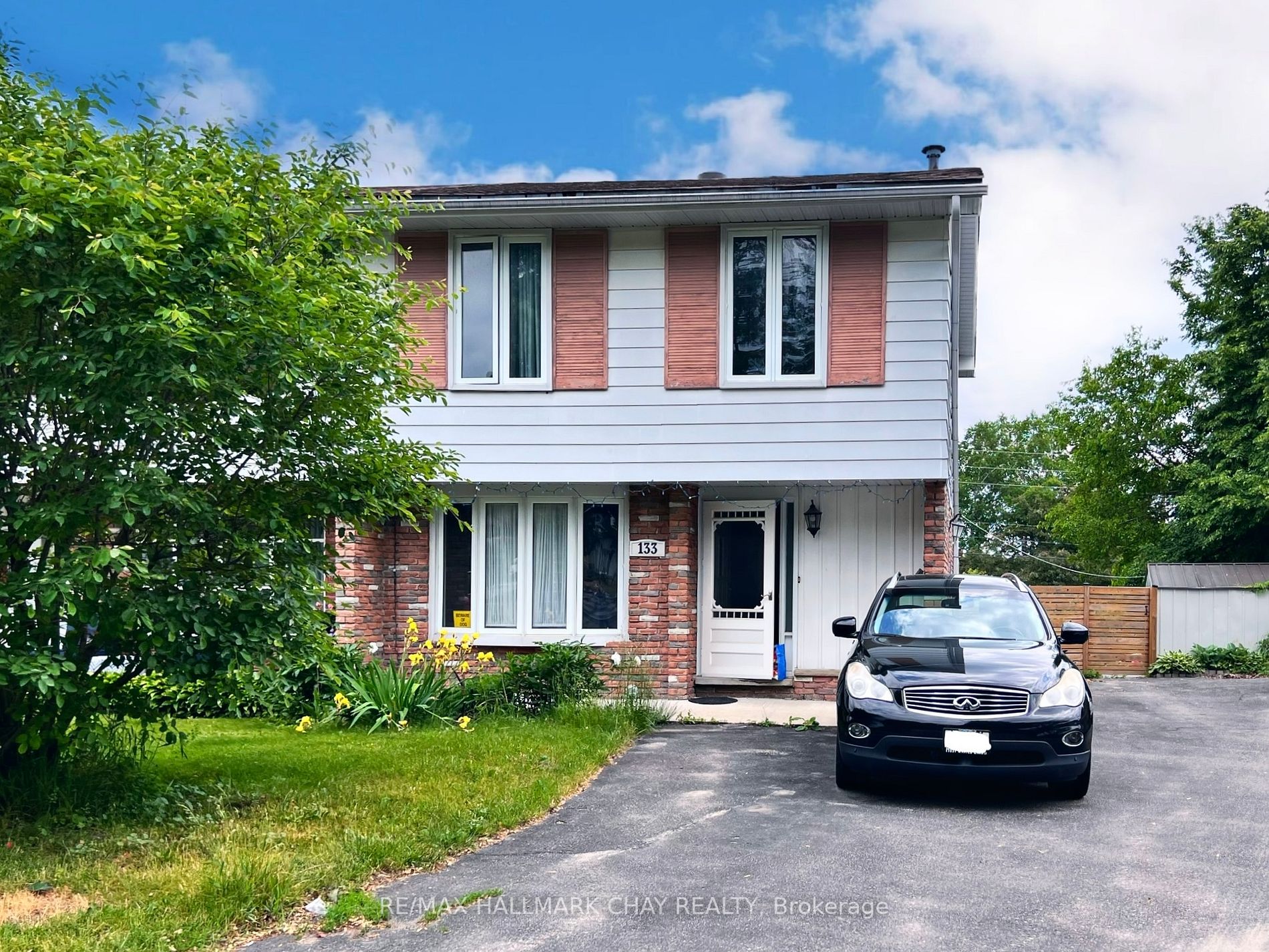 133 Daphne Crescent