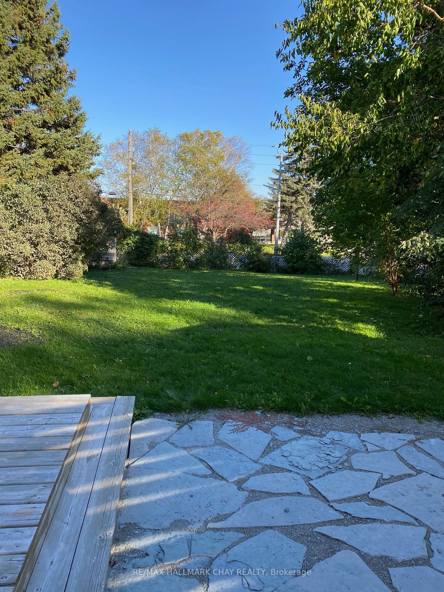 133 Daphne Crescent