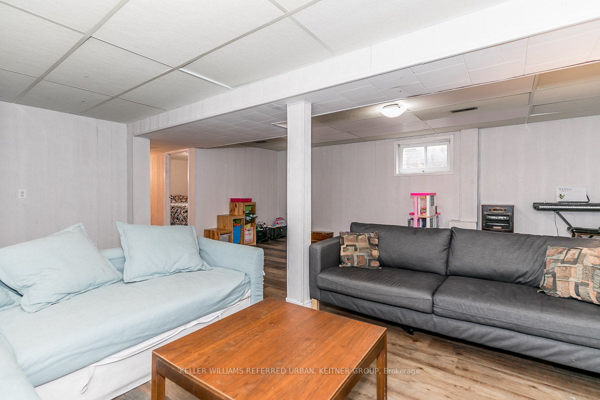 62 Courtice Crescent