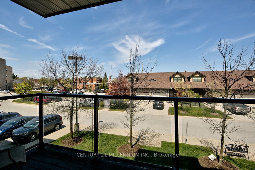 91 Raglan St, #204